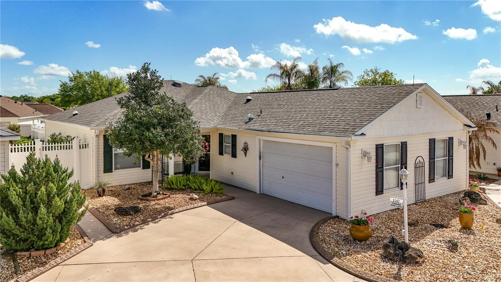Villa at 1147 ELIZABETH CT, THE VILLAGES, photo 37 of 53
