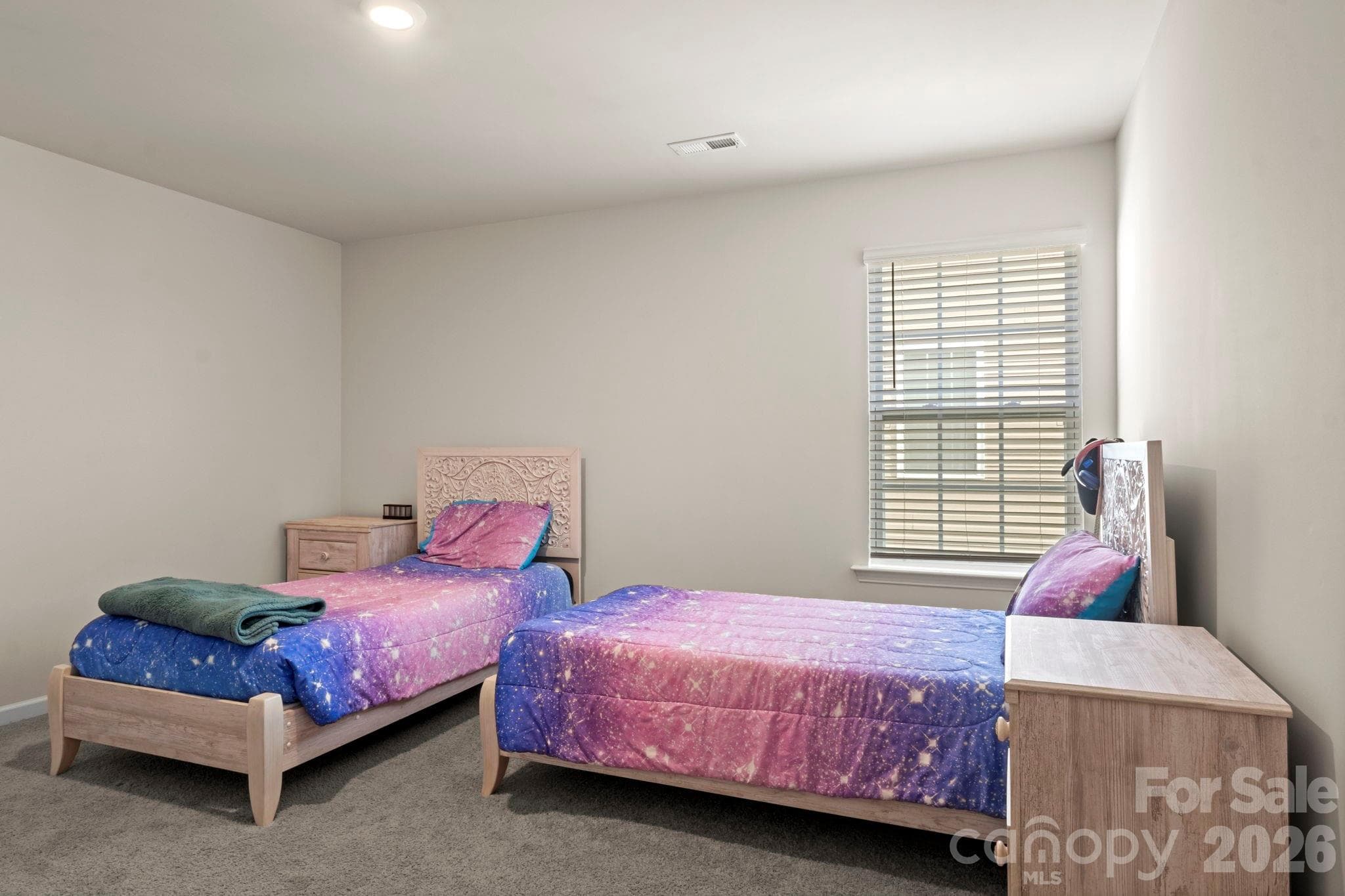 Single Family Residence at 1331 Mifflin Lane, Dallas, photo 13 of 34