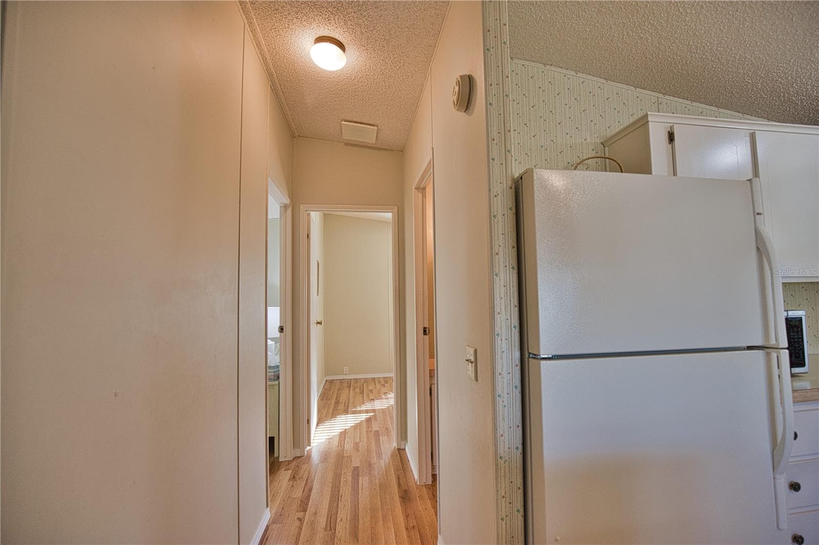 Manufactured Home at 424 TARDE LOGO CIR, NORTH PORT, photo 15 of 79