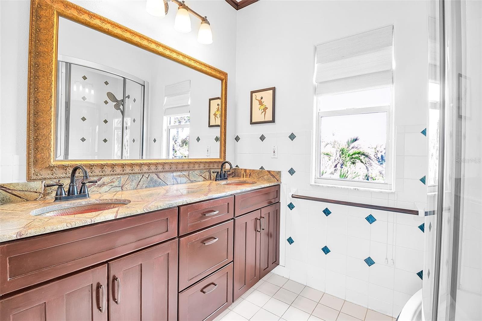 Single Family Residence at 608 GARDENIA DR, VENICE, photo 21 of 53