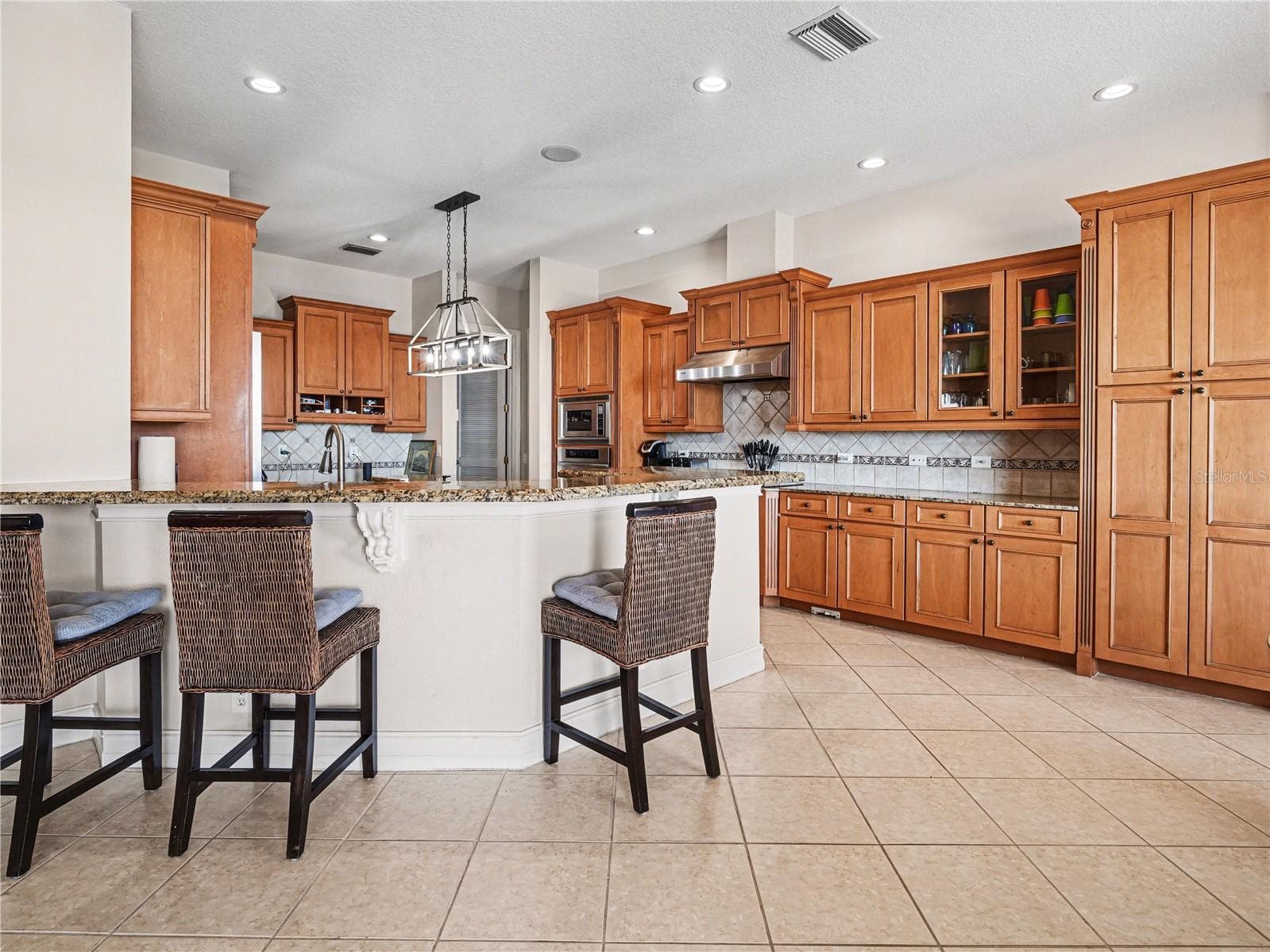 Single Family Residence at 102 12TH AVE E, PALMETTO, photo 15 of 62