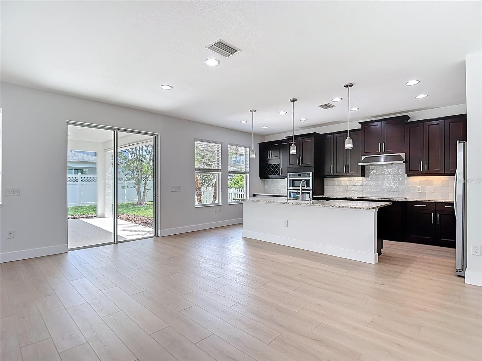 Single Family Residence at 27387 CAYENNE LN, WESLEY CHAPEL, photo 3 of 75