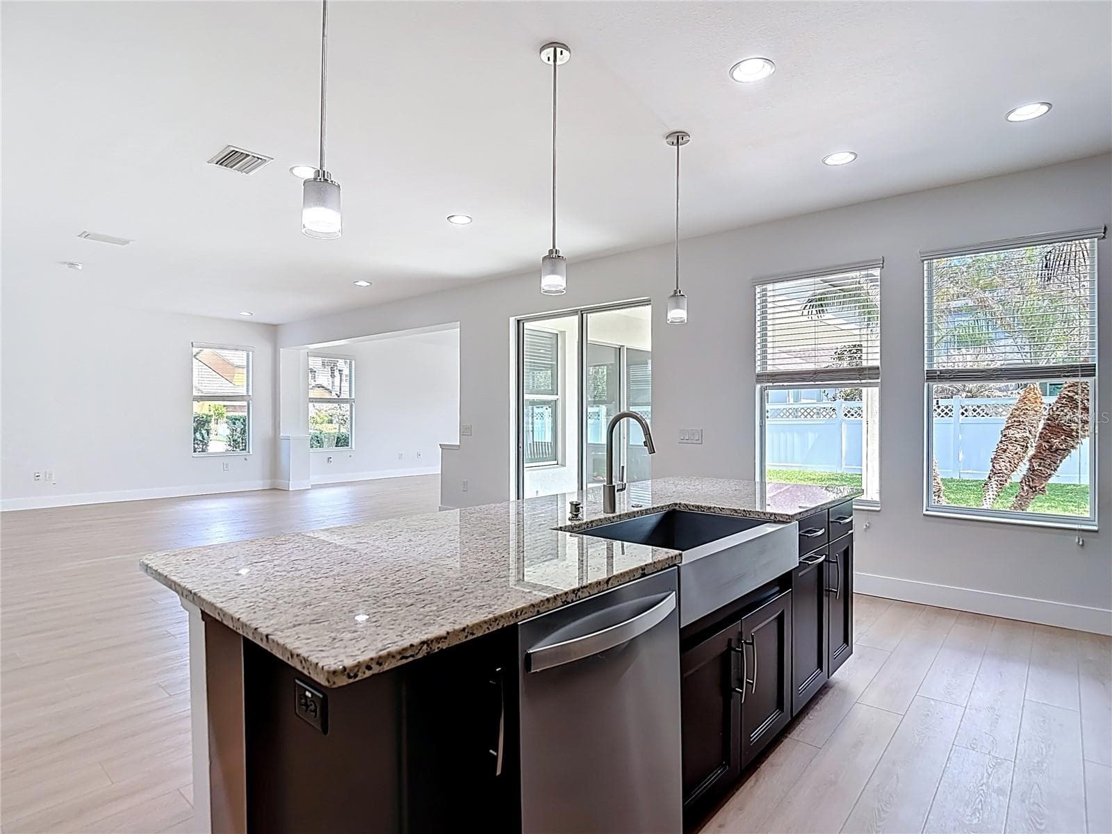 Single Family Residence at 27387 CAYENNE LN, WESLEY CHAPEL, photo 18 of 75