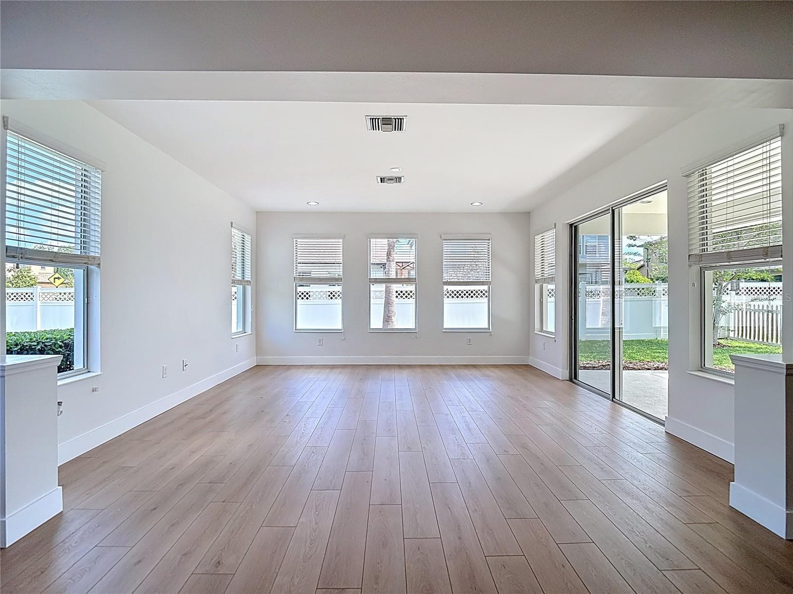 Single Family Residence at 27387 CAYENNE LN, WESLEY CHAPEL, photo 28 of 75