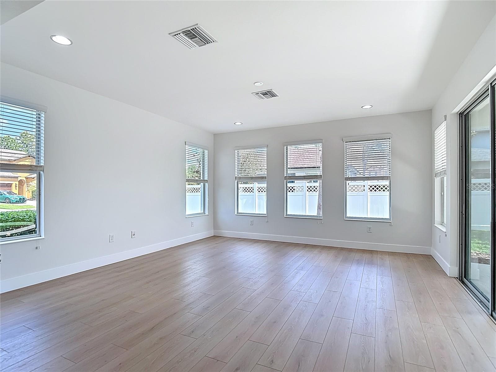 Single Family Residence at 27387 CAYENNE LN, WESLEY CHAPEL, photo 32 of 75