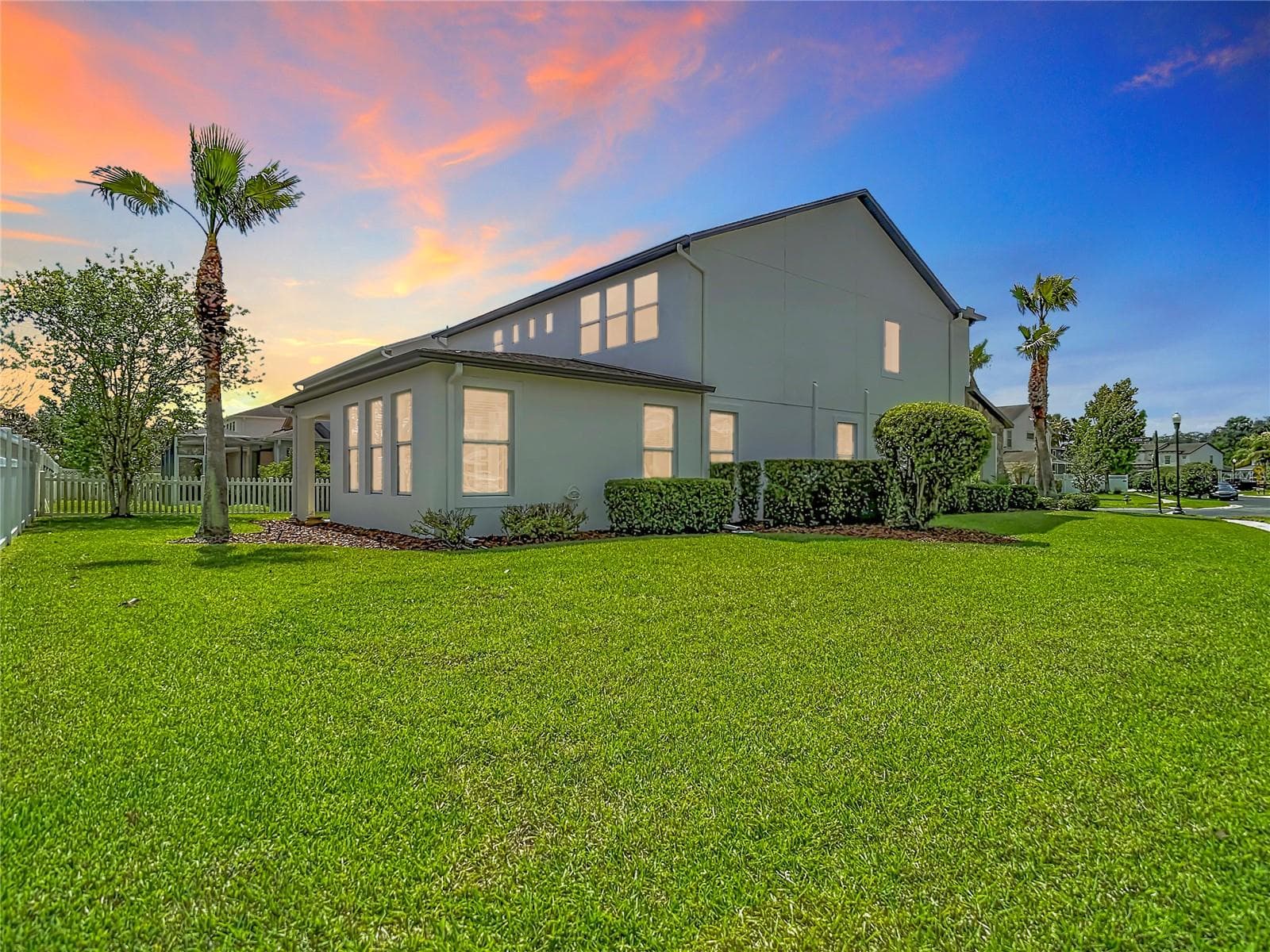 Single Family Residence at 27387 CAYENNE LN, WESLEY CHAPEL, photo 2 of 75