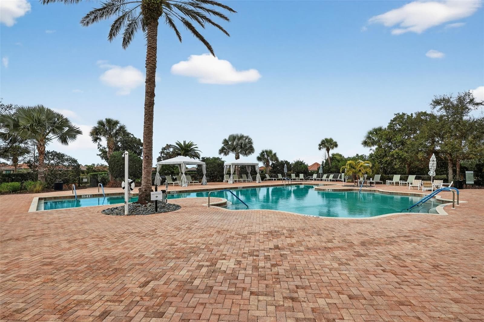 Amenity Center Pool - 5010 TIVOLI RUN, BRADENTON