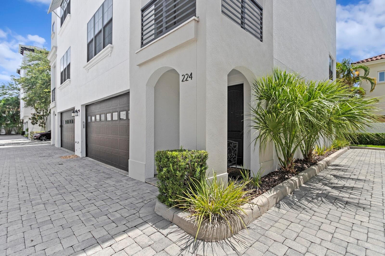End Unit - 224 S AUDUBON AVE, TAMPA