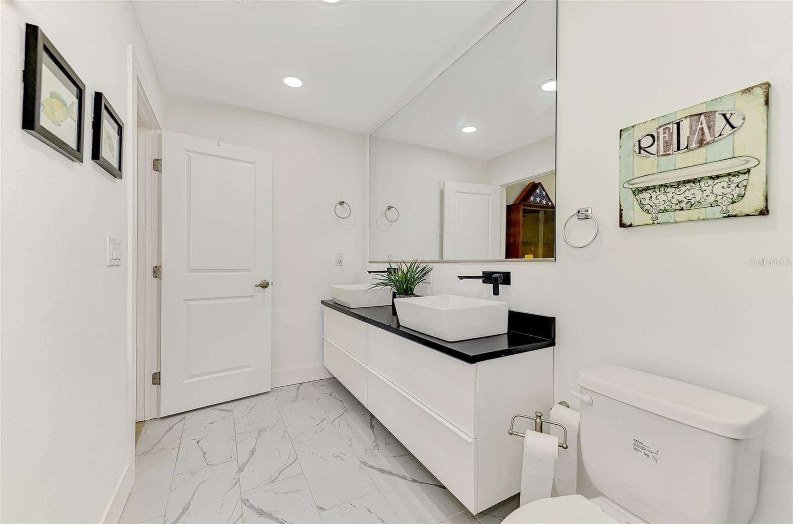 Primary Bathroom - 1620 MISSION VALLEY BLVD, NOKOMIS