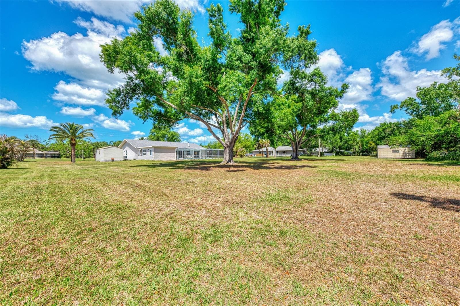 Single Family Residence at 1620 MISSION VALLEY BLVD, NOKOMIS, photo 43 of 48