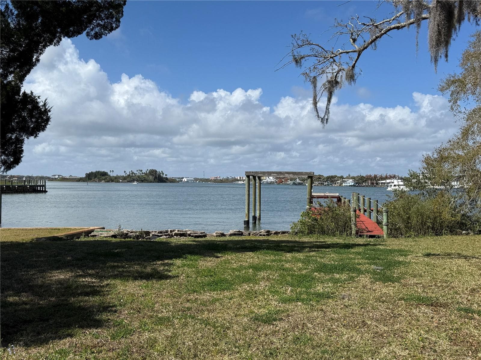 Single Family Residence at 508 S INDIAN RIVER RD, NEW SMYRNA BEACH, photo 11 of 49
