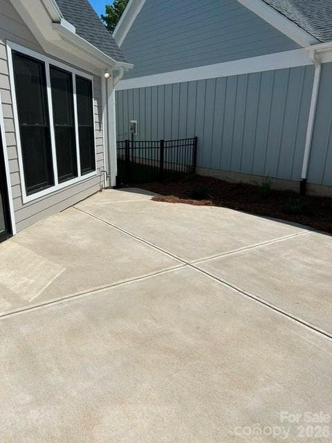 Single Family Residence at 3044 Five Creek Road, Charlotte, photo 15 of 24