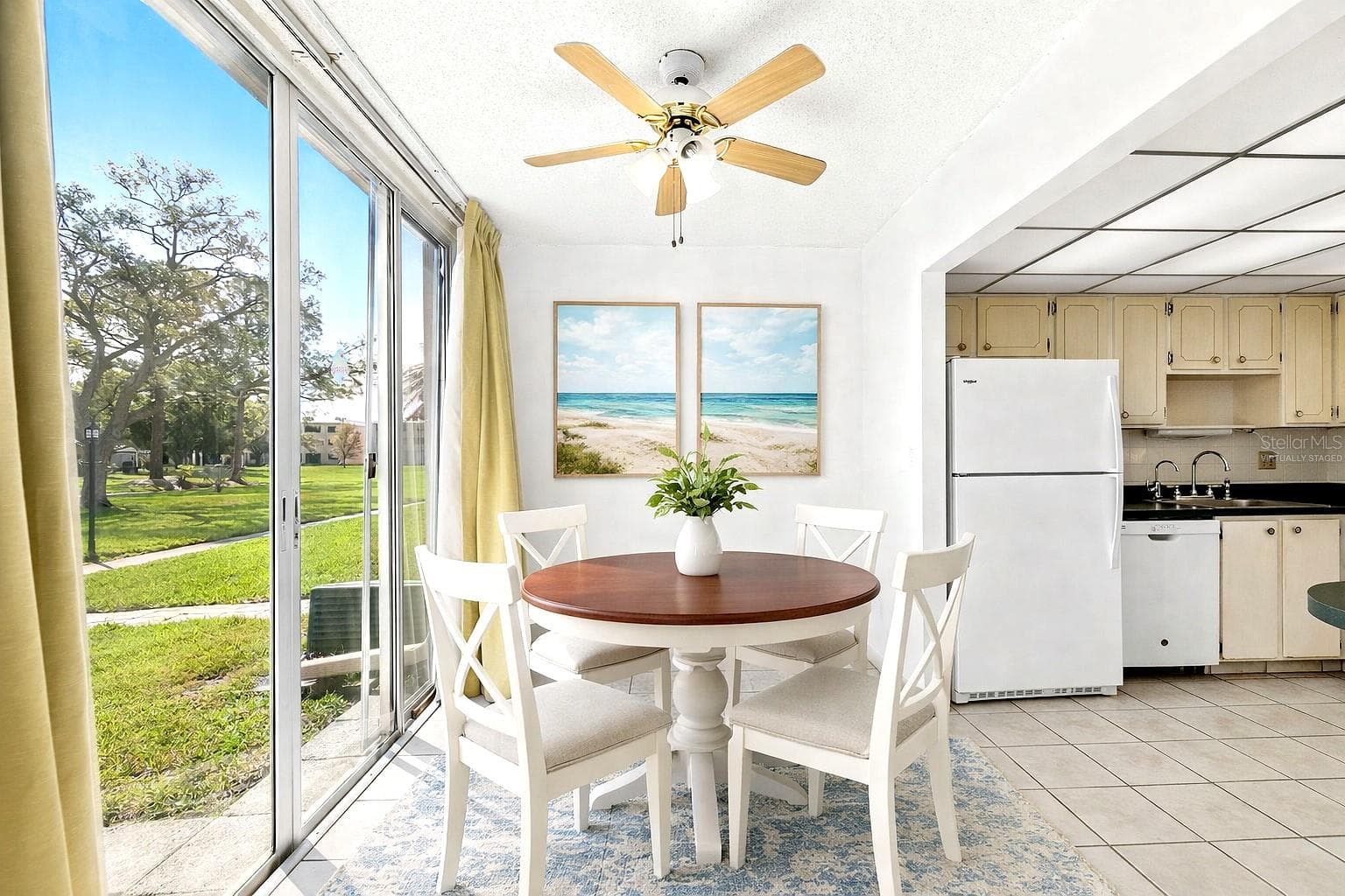 Virtually Staged - 5095 BAY ST NE #110, ST PETERSBURG