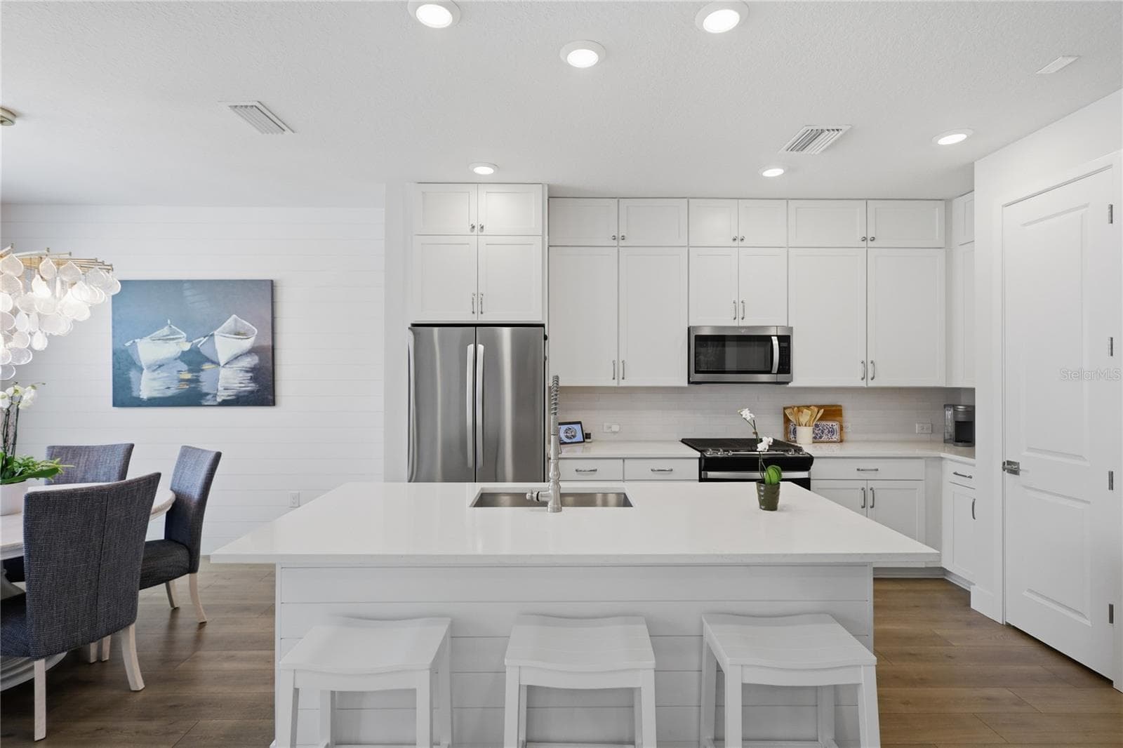 Townhouse at 7221 SUTTON LN, SARASOTA, photo 10 of 49