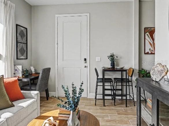 Model home - actual features may vary. - 8595 OAKSTONE CIR, LEESBURG
