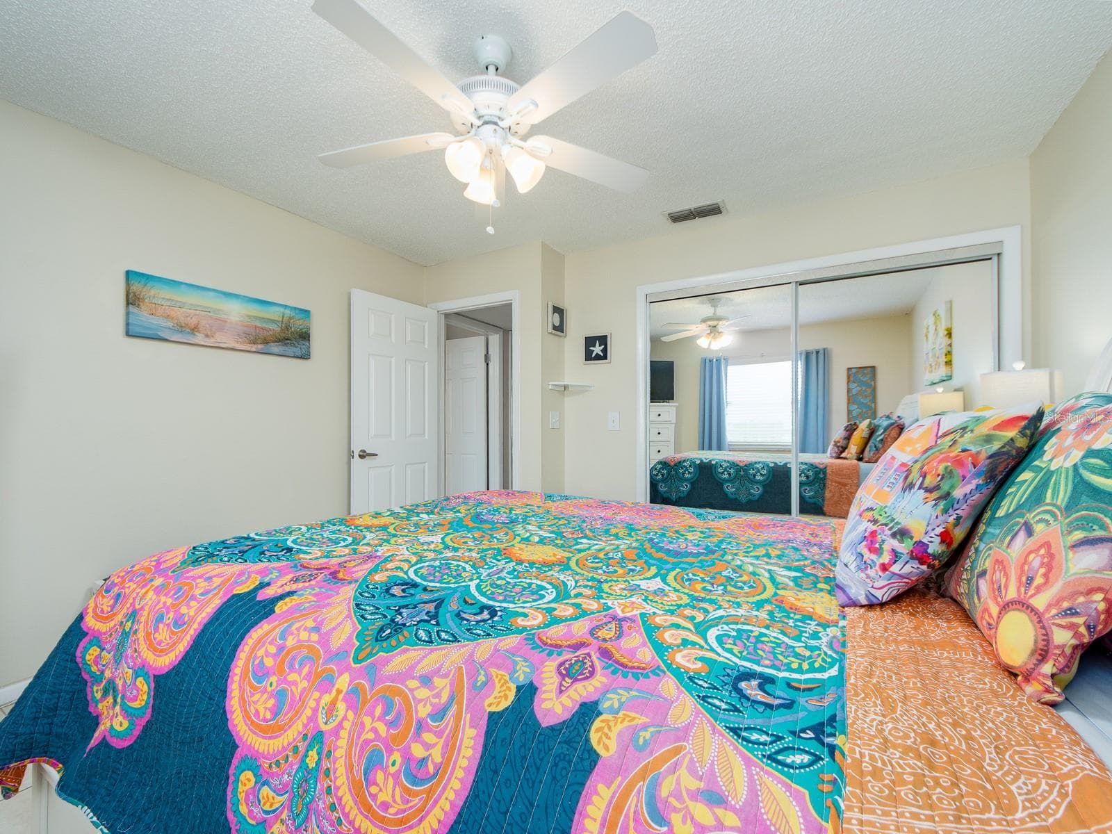 Condominium at 2406 GULF BLVD #204, INDIAN ROCKS BEACH, photo 22 of 39