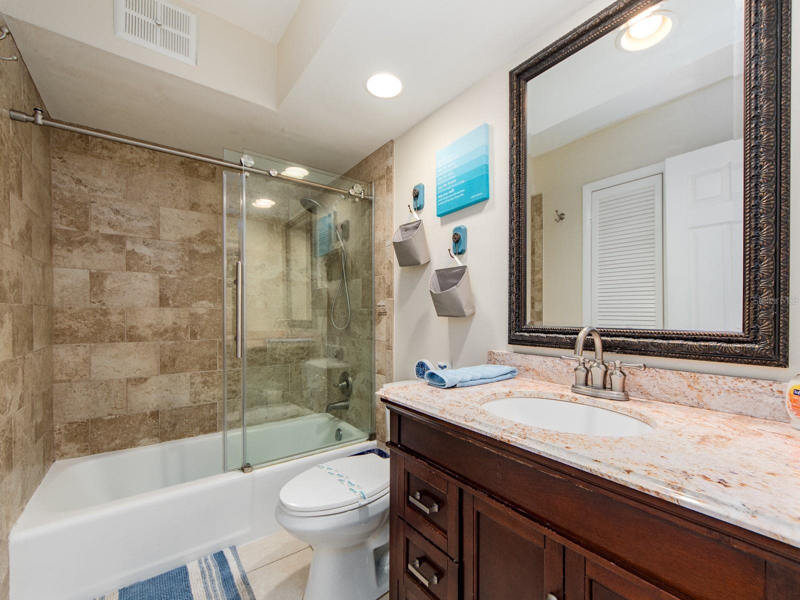 Bath - 2406 GULF BLVD #204, INDIAN ROCKS BEACH