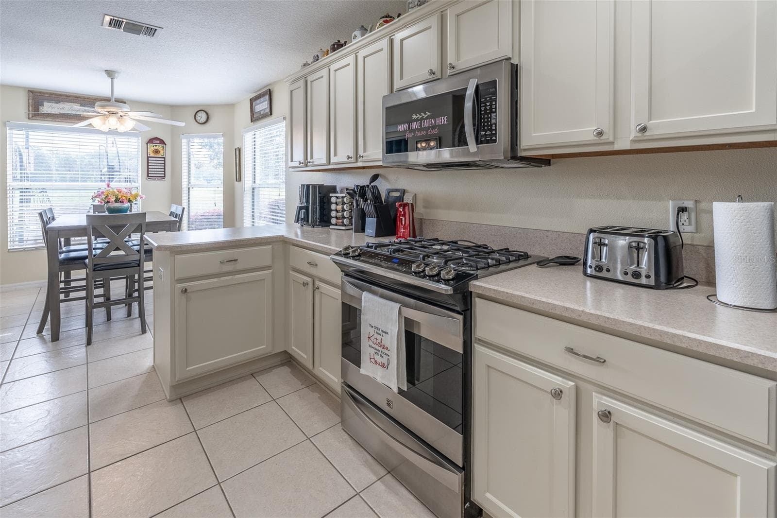 Single Family Residence at 15831 SW 16TH AVENUE RD, OCALA, photo 9 of 41