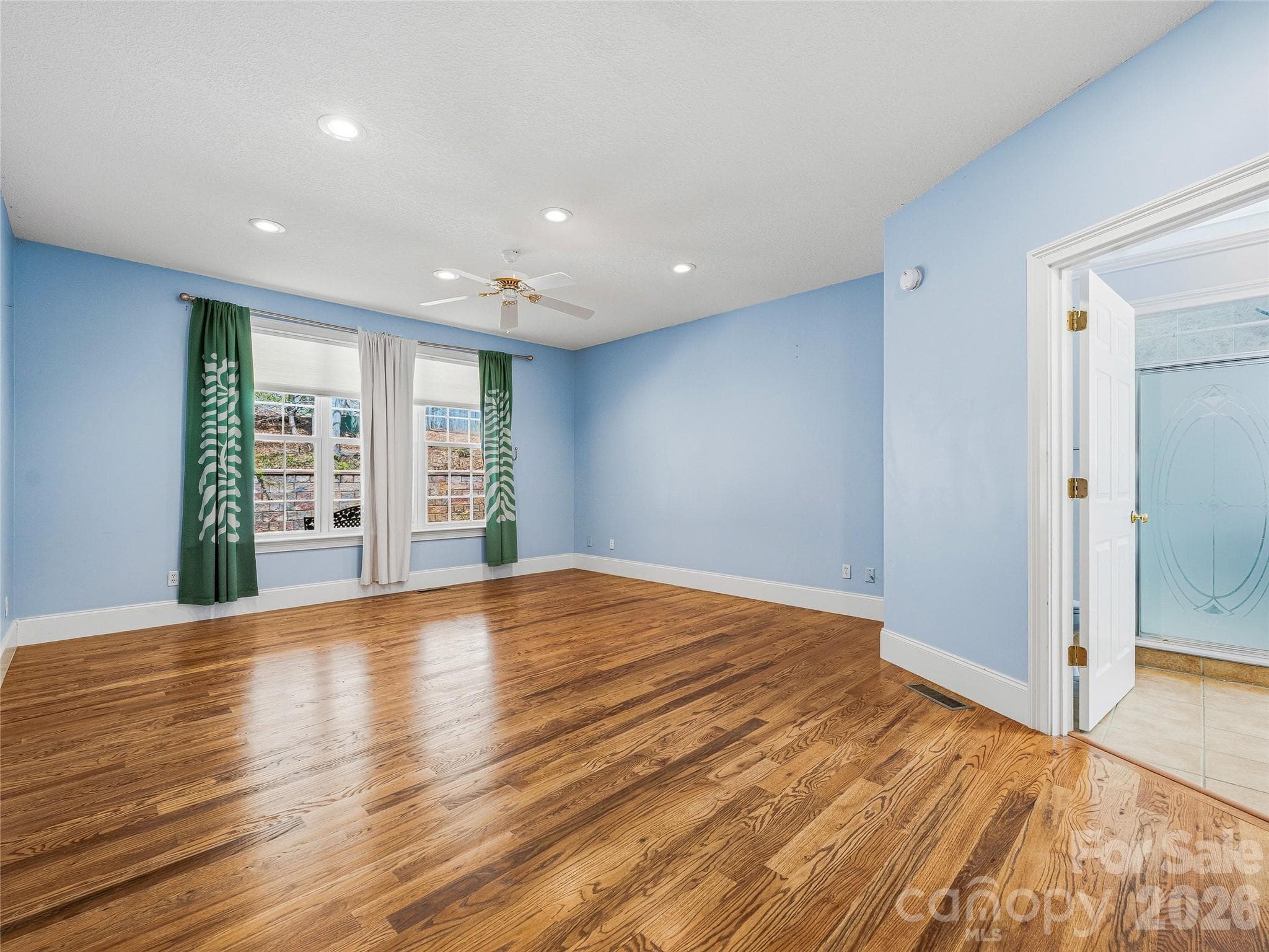 Primary on Main - 196 Blackbird Lane, Tryon
