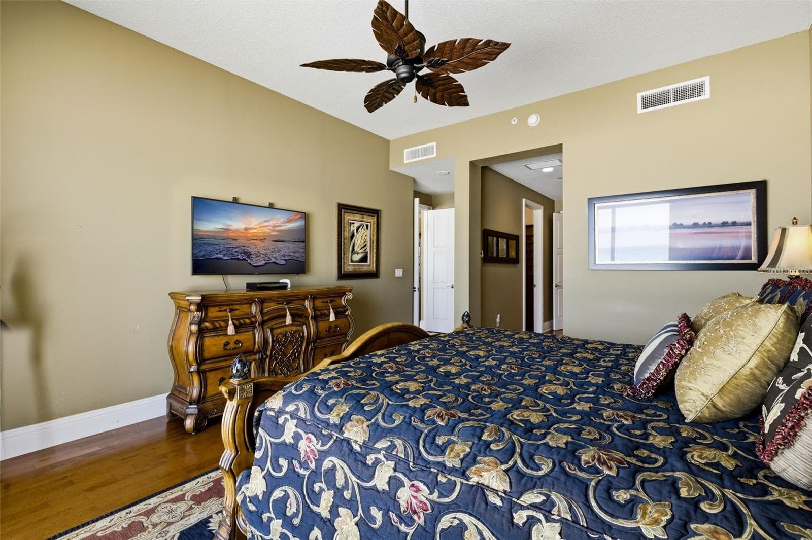 Condominium at 11 BAYMONT ST #302, CLEARWATER BEACH, photo 25 of 84