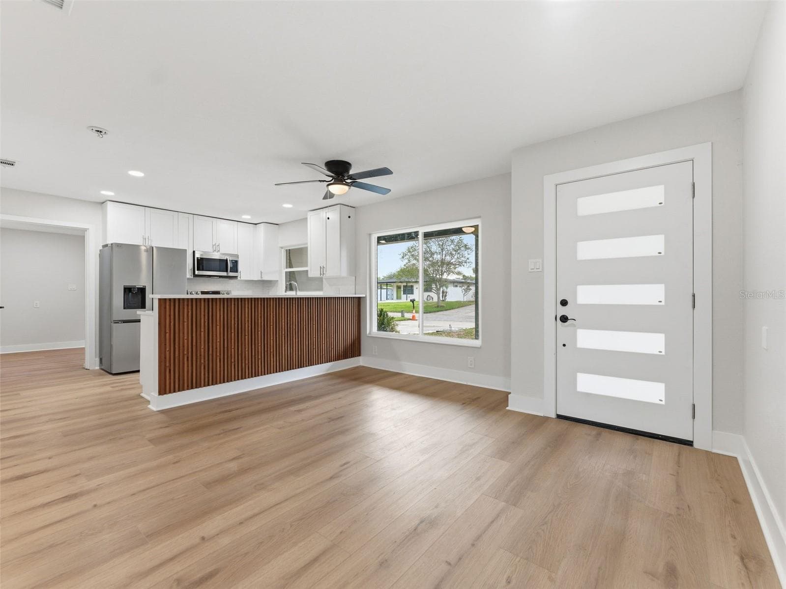 Single Family Residence at 1714 W SAINT ISABEL ST, TAMPA, photo 8 of 32