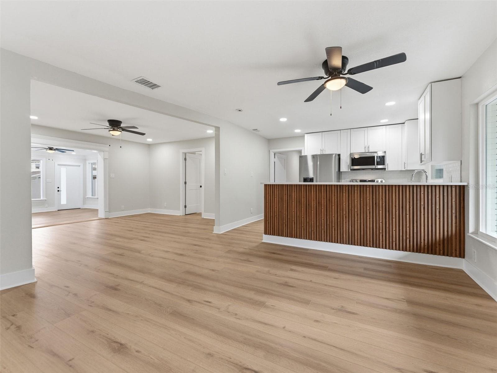 Single Family Residence at 1714 W SAINT ISABEL ST, TAMPA, photo 10 of 32