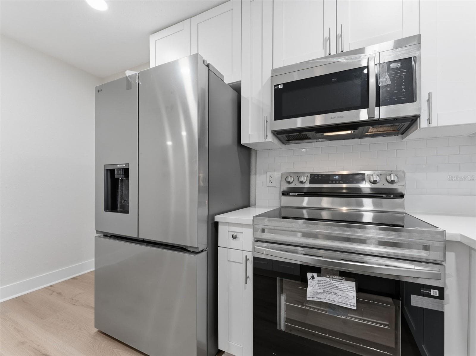 Single Family Residence at 1714 W SAINT ISABEL ST, TAMPA, photo 12 of 32