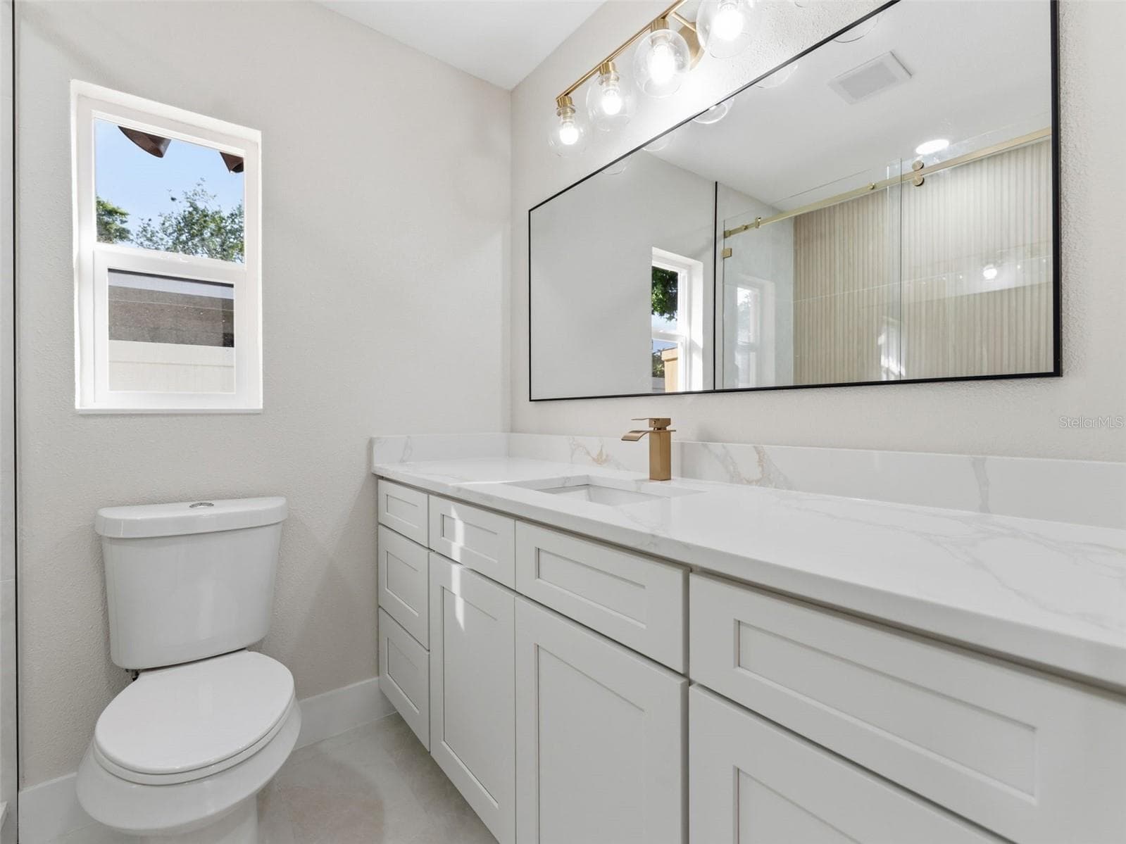 Single Family Residence at 1714 W SAINT ISABEL ST, TAMPA, photo 18 of 32