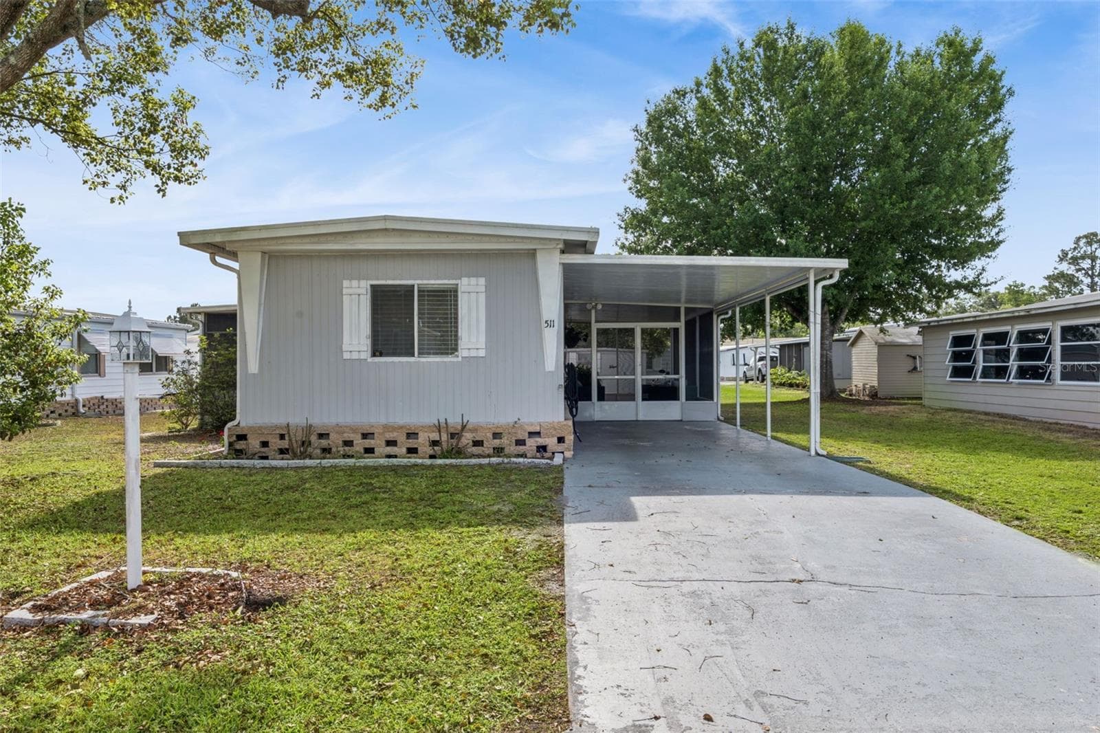 511 FLAMINGO LN