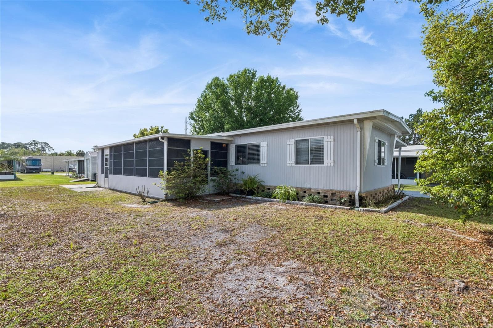 Manufactured Home at 511 FLAMINGO LN, OSTEEN, photo 17 of 25