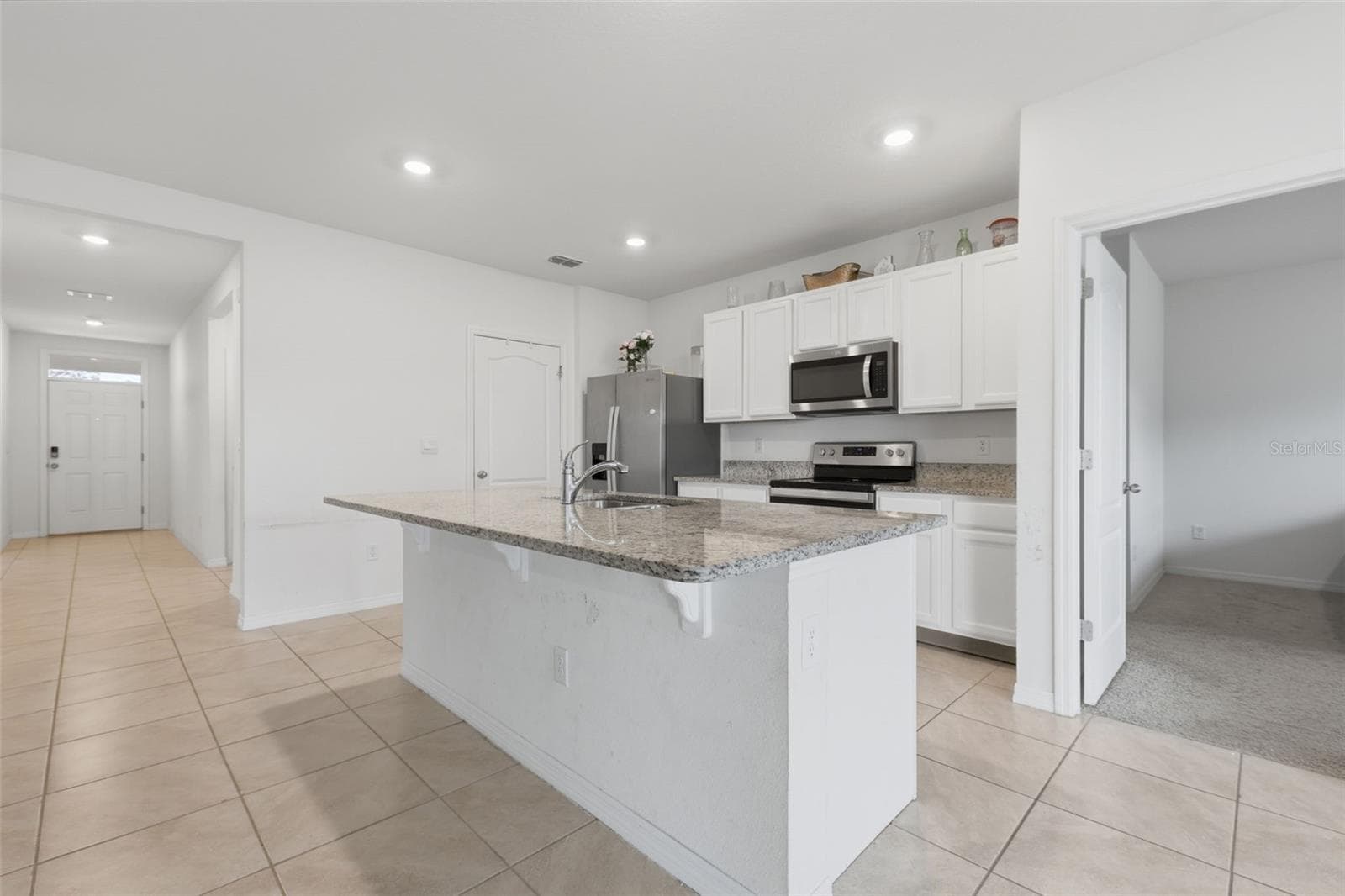Single Family Residence at 11308 AMBER RIDGE DR, ZELLWOOD, photo 13 of 29