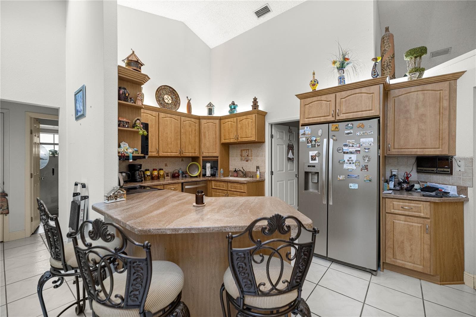 Single Family Residence at 36 SE CHINICA DR, SUMMERFIELD, photo 12 of 34