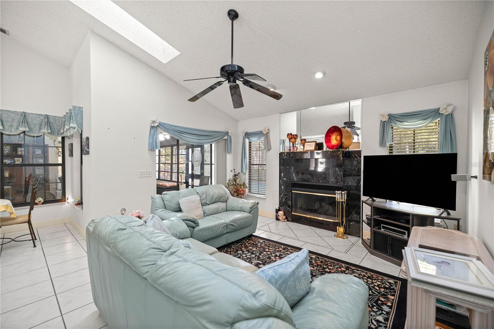 Single Family Residence at 36 SE CHINICA DR, SUMMERFIELD, photo 16 of 34
