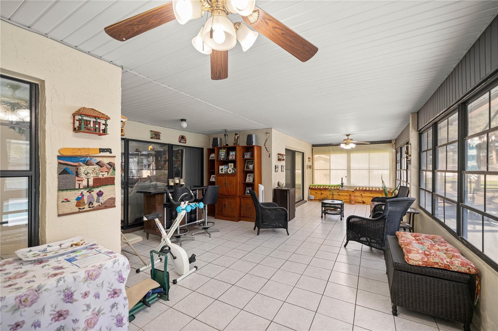 Single Family Residence at 36 SE CHINICA DR, SUMMERFIELD, photo 21 of 34