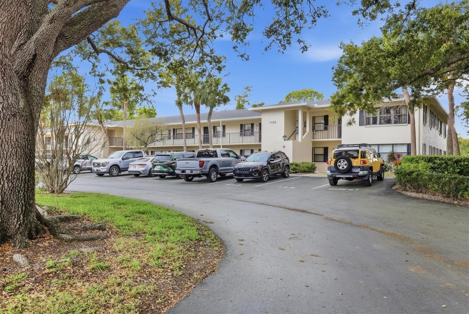 Condominium at 7130 FAIRWAY BEND LN #291, SARASOTA, photo 3 of 33