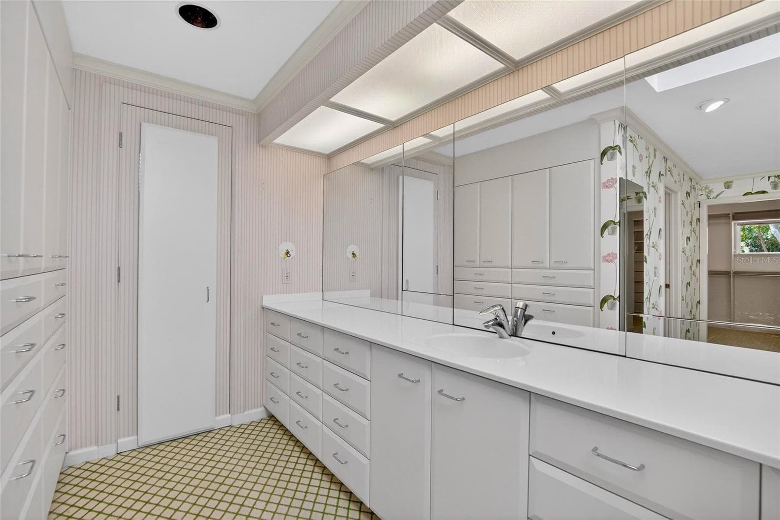 Owner's Bathroom - 1043 GUISANDO DE AVILA, TAMPA