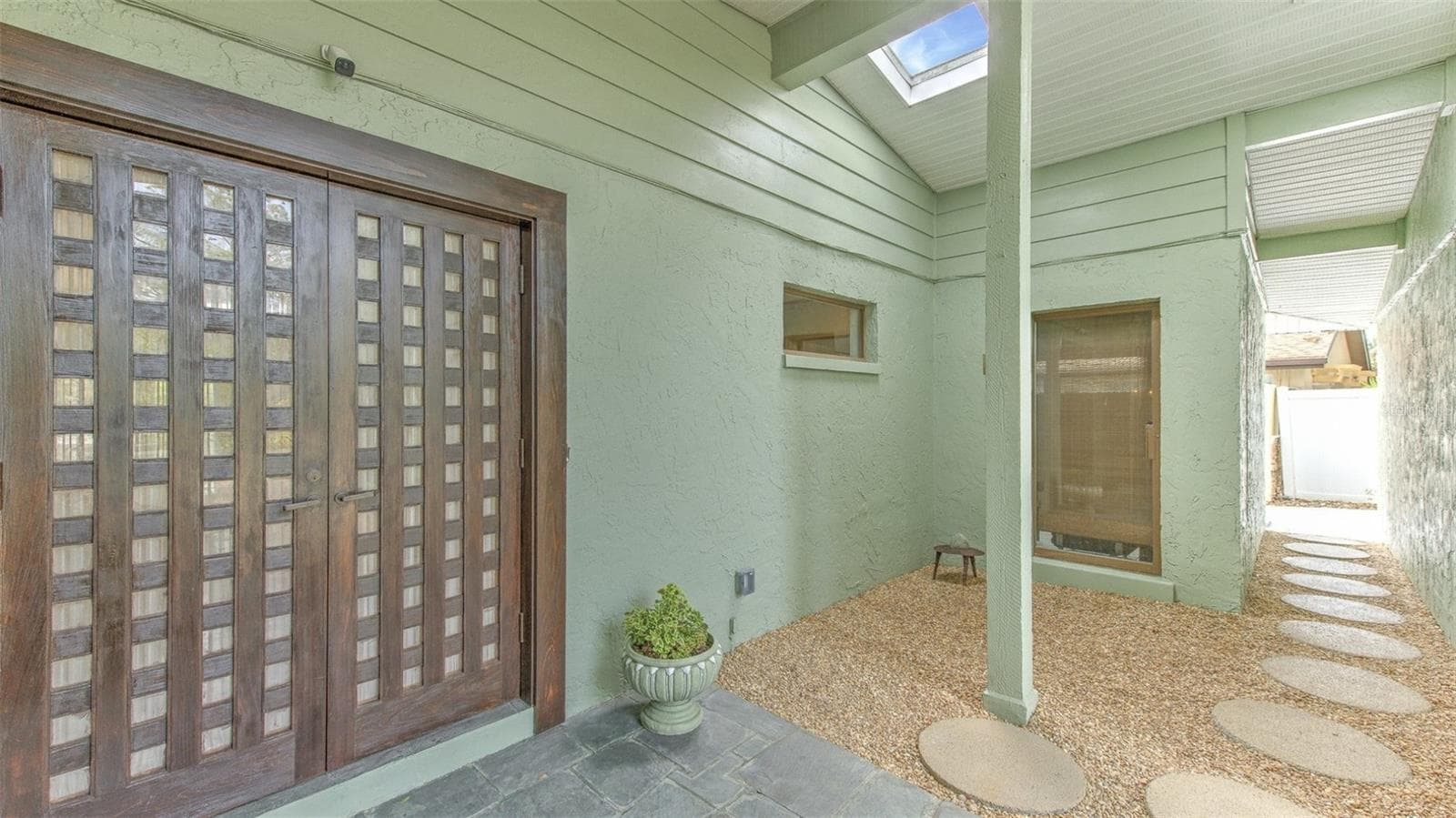 front door entrance - 7102 MANDY LN, NEW PORT RICHEY