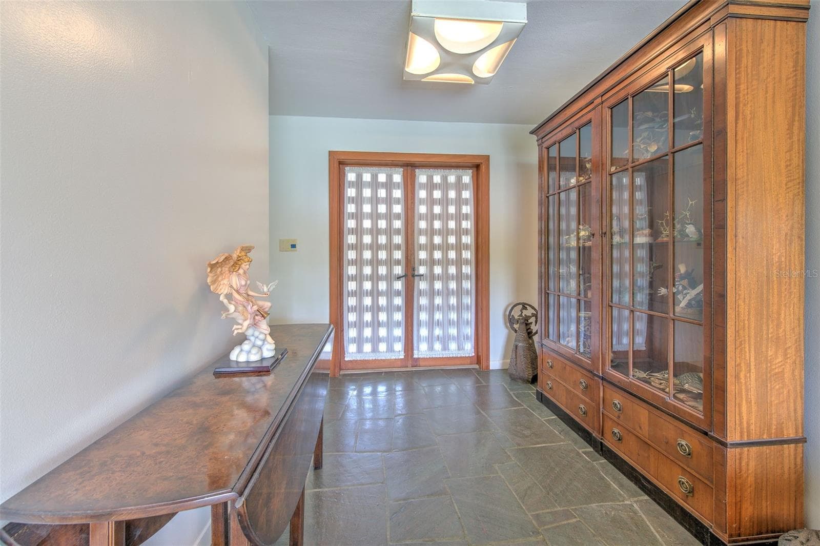 Foyer Entrance - 7102 MANDY LN, NEW PORT RICHEY
