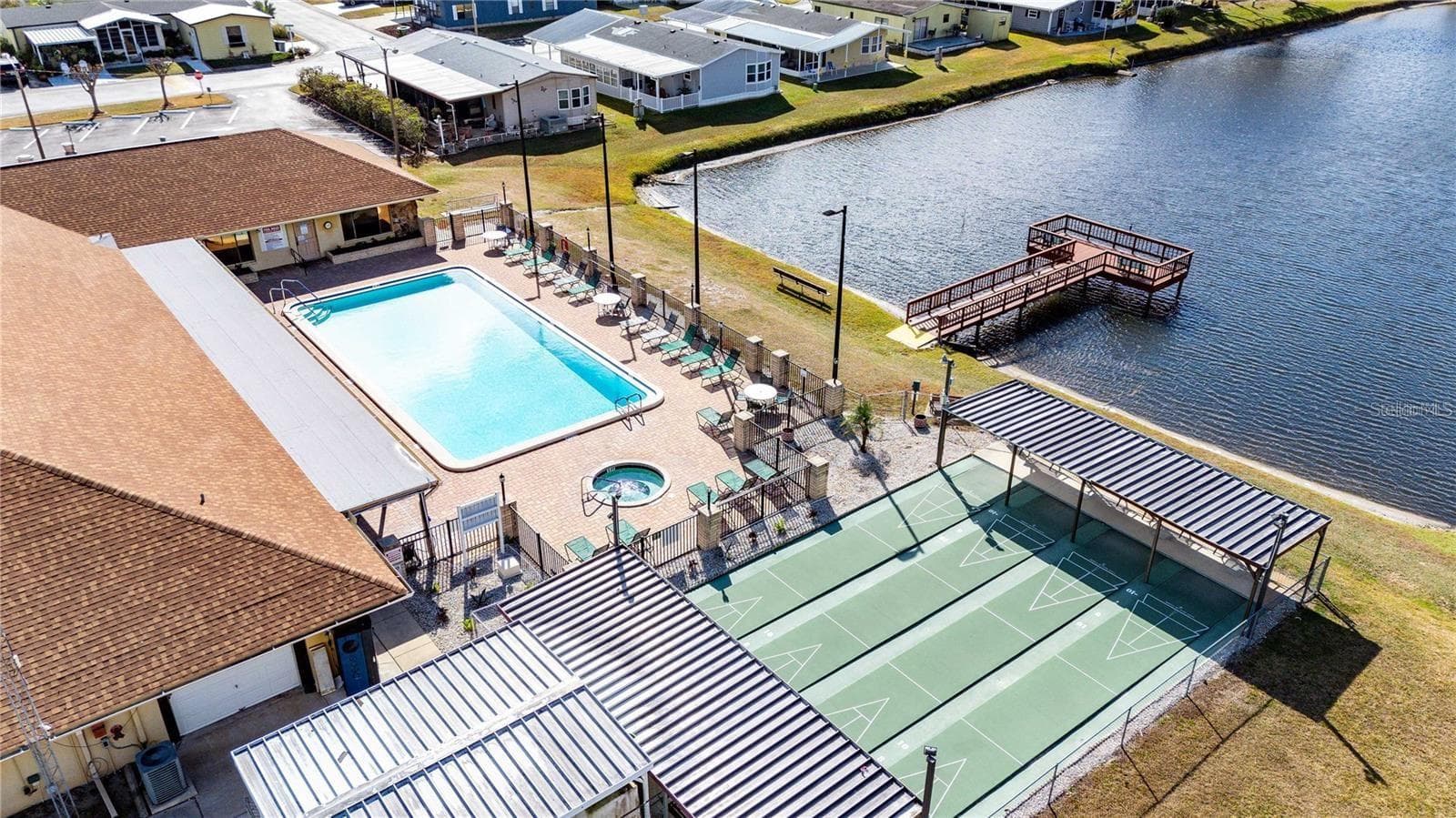 Community shuffle area. - 3210 HICKORY DR, WESLEY CHAPEL