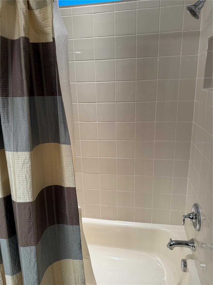 Bath 2 - 4432 VERMILLION SKY DR, WESLEY CHAPEL
