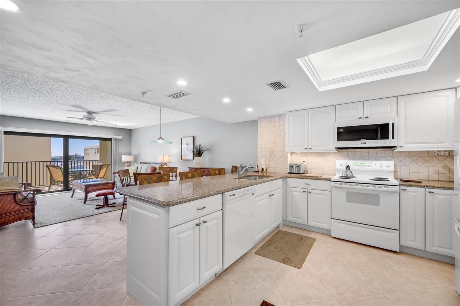Condominium at 12924 GULF BLVD #510, MADEIRA BEACH, photo 23 of 75