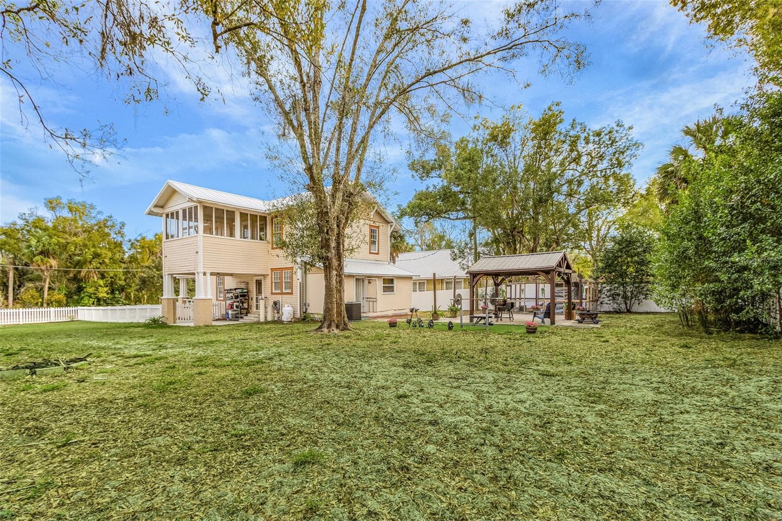 Single Family Residence at 213 N MONROE AVE, ARCADIA, photo 38 of 47