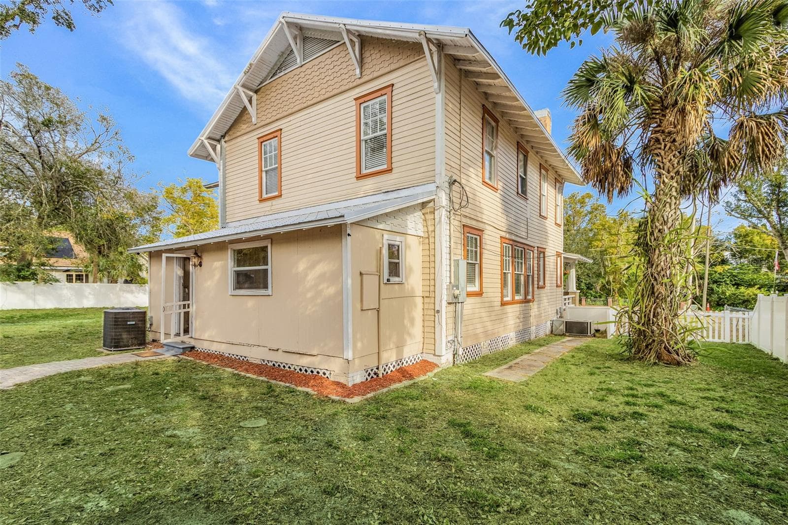 Single Family Residence at 213 N MONROE AVE, ARCADIA, photo 39 of 47