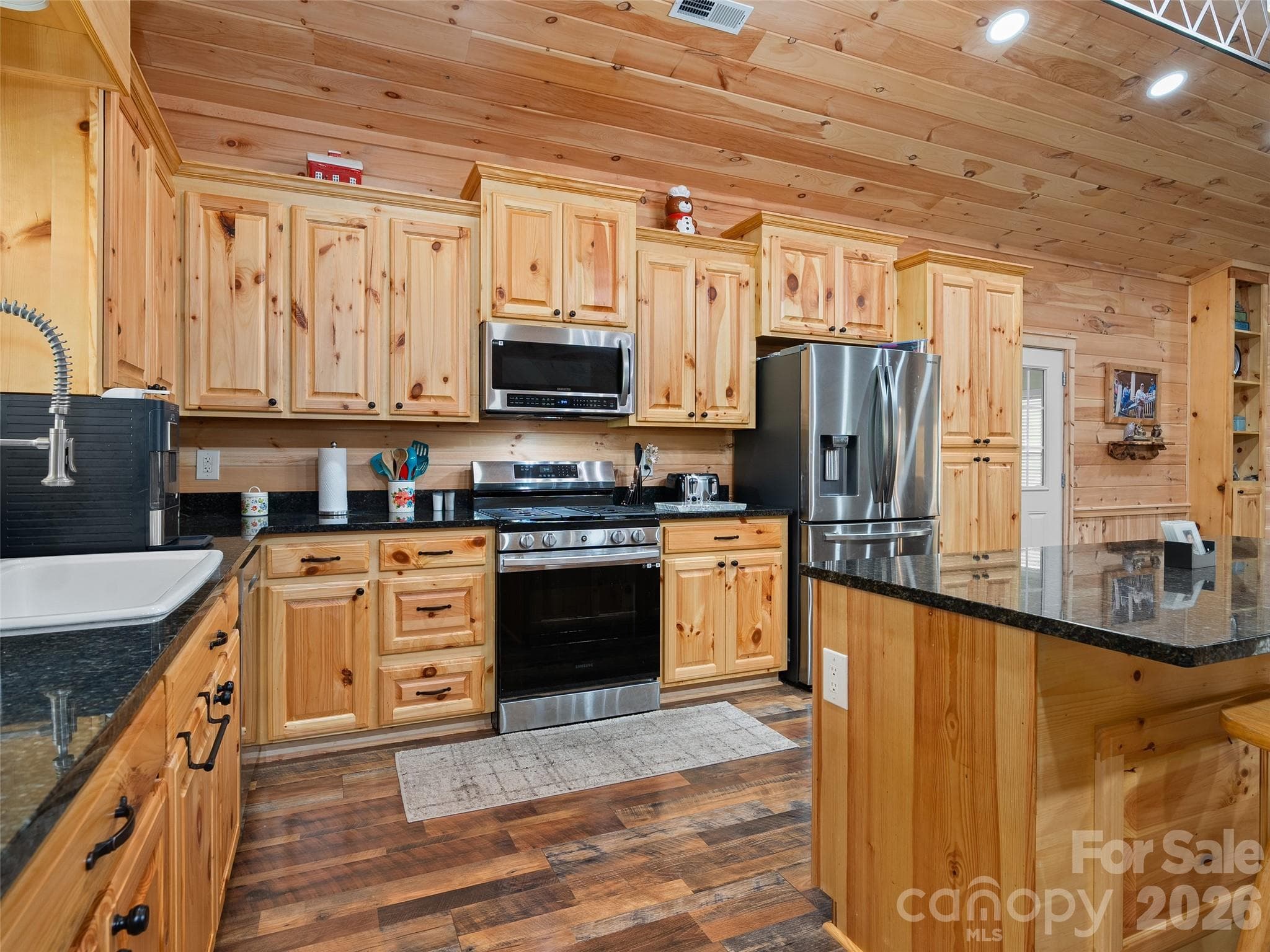 Single Family Residence at Waynesville, photo 4 of 29