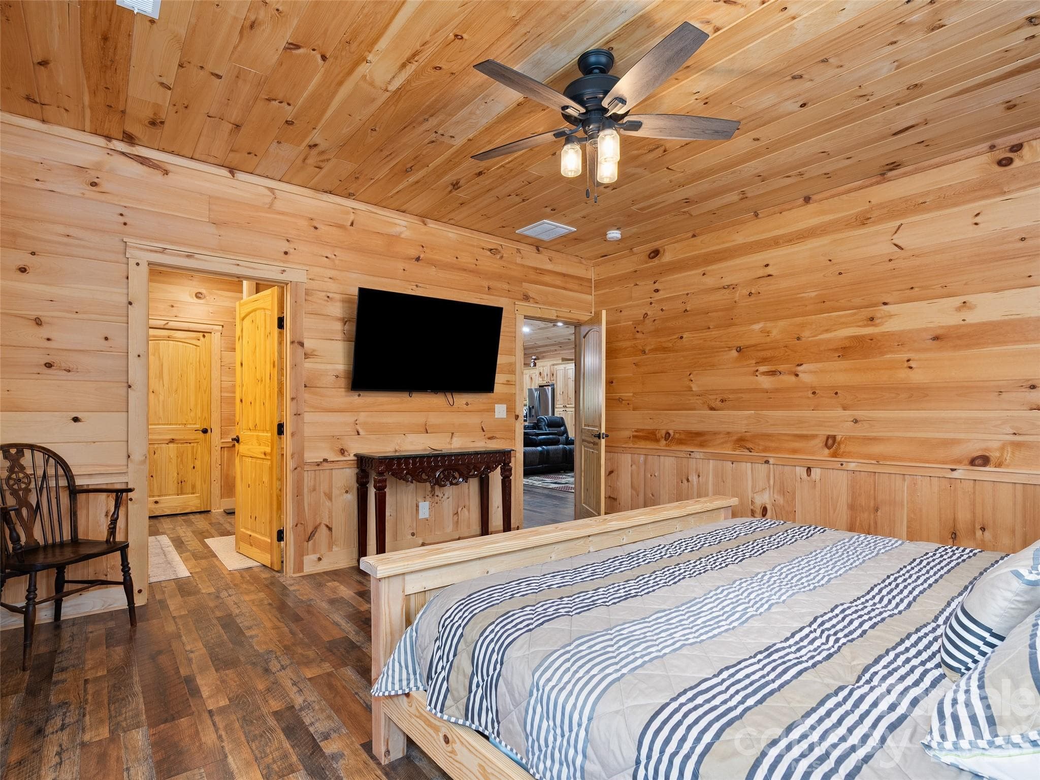 Single Family Residence at Waynesville, photo 18 of 29