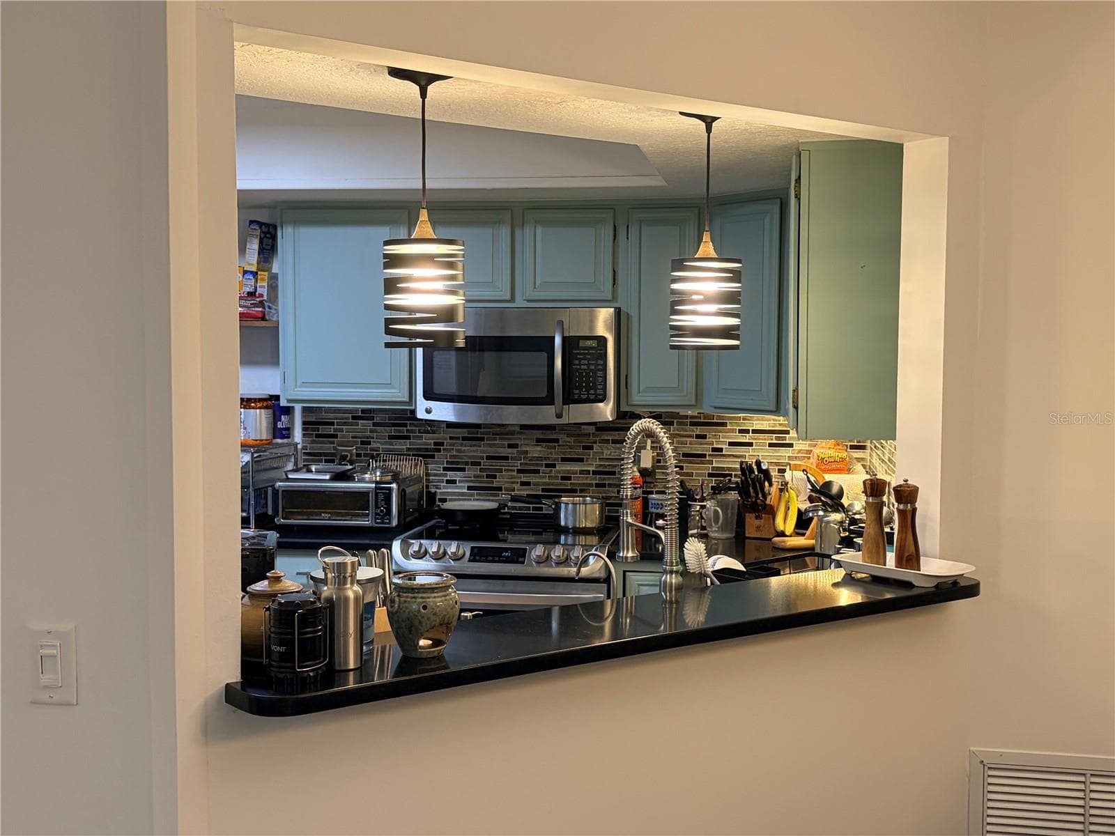 Pass through from kitchen to dining room - 2823 MARSALA CT #2823, ORLANDO