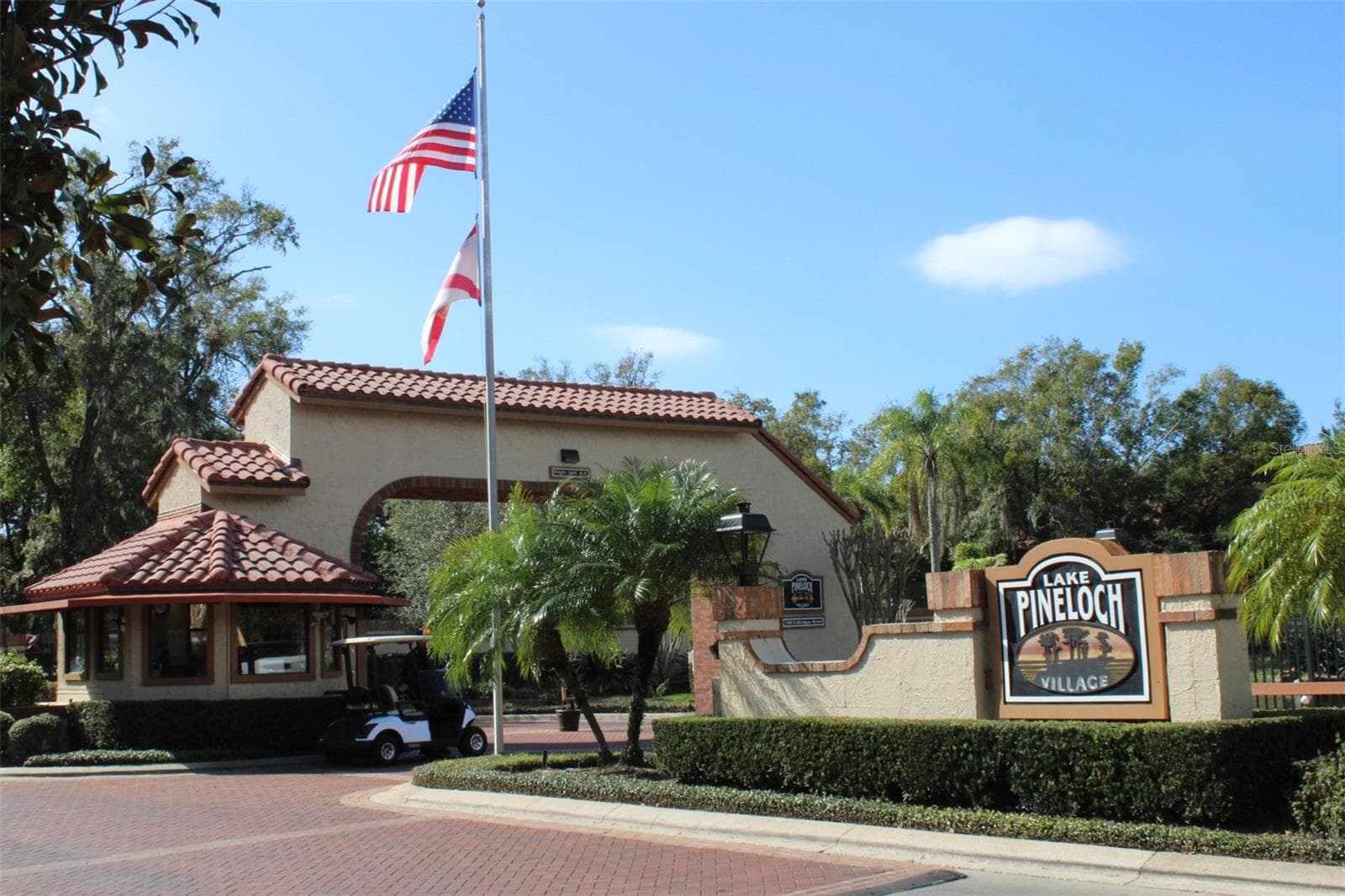 Entrance to Lake Pineloch Village - 2823 MARSALA CT #2823, ORLANDO