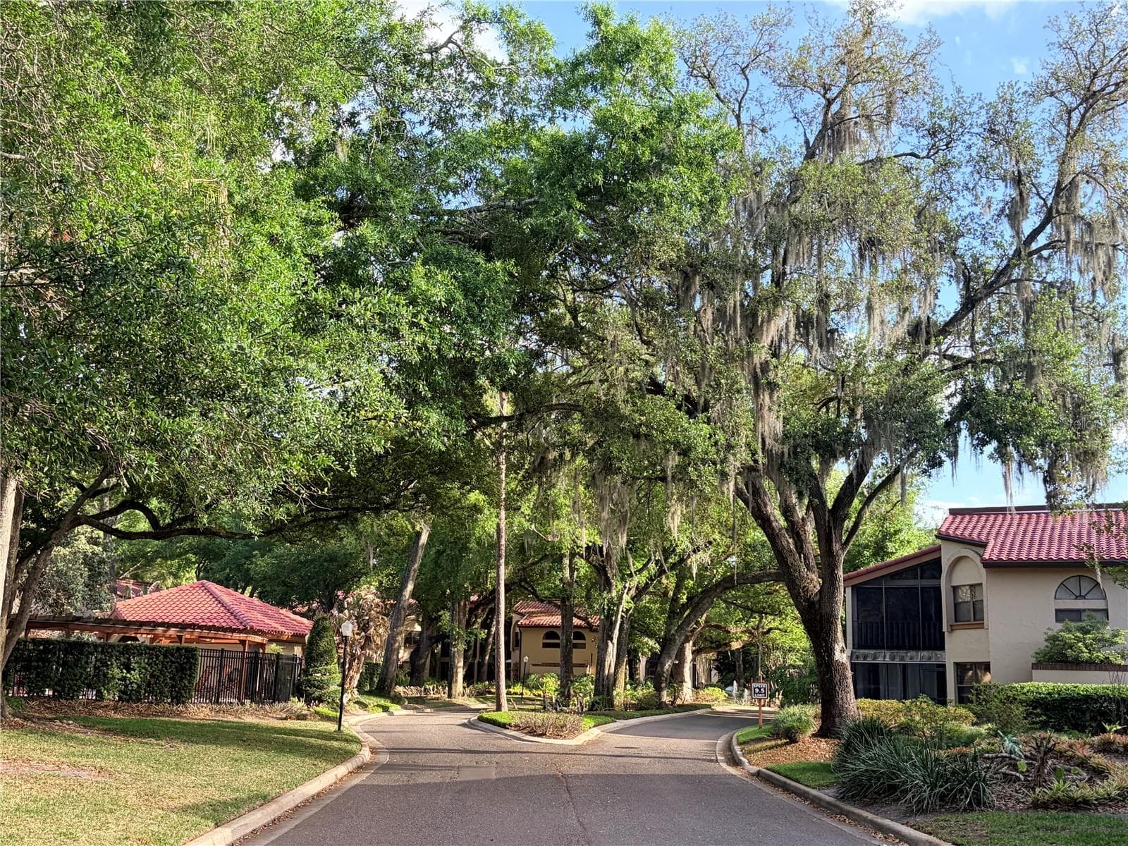 Lake Pineloch Boulevard - 2823 MARSALA CT #2823, ORLANDO
