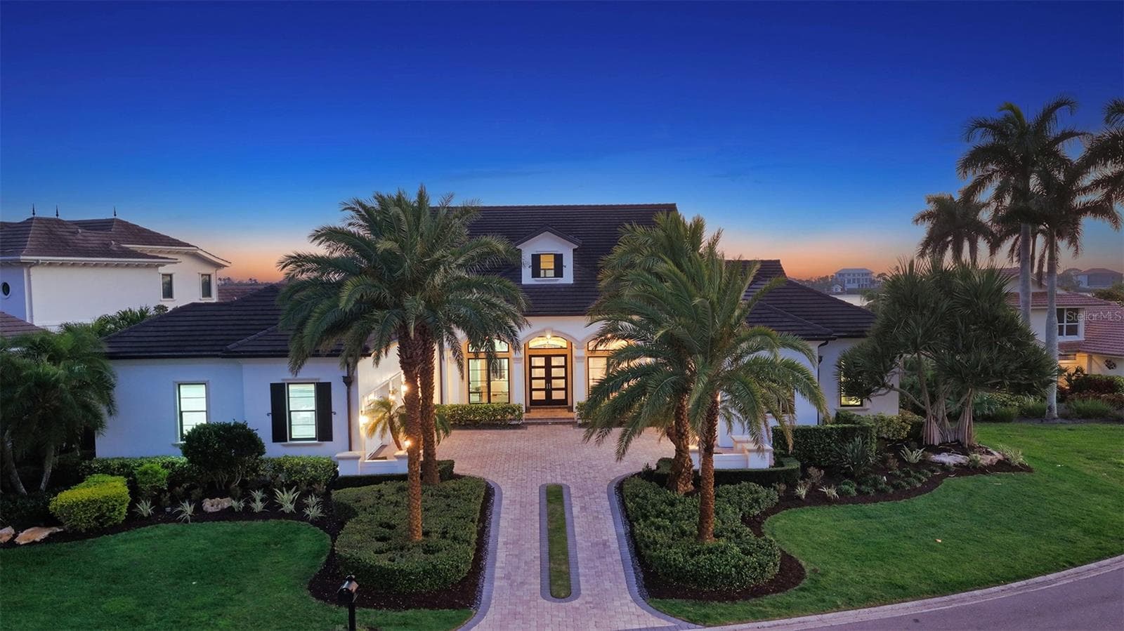 Single Family Residence at 313 LOOKOUT POINT DR, OSPREY, photo 3 of 101