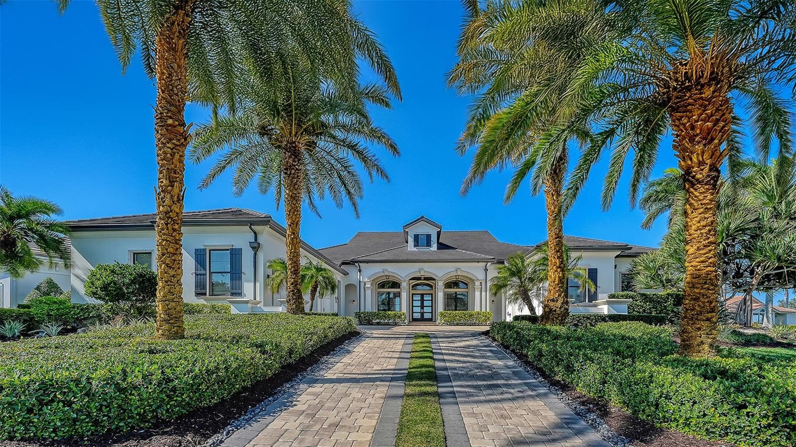 Single Family Residence at 313 LOOKOUT POINT DR, OSPREY, photo 8 of 101